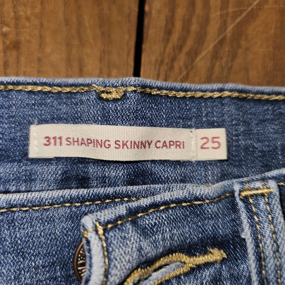 Womens Levis Jeans 2 Pair Black And Blue Capri 25 And 2 26 View 6